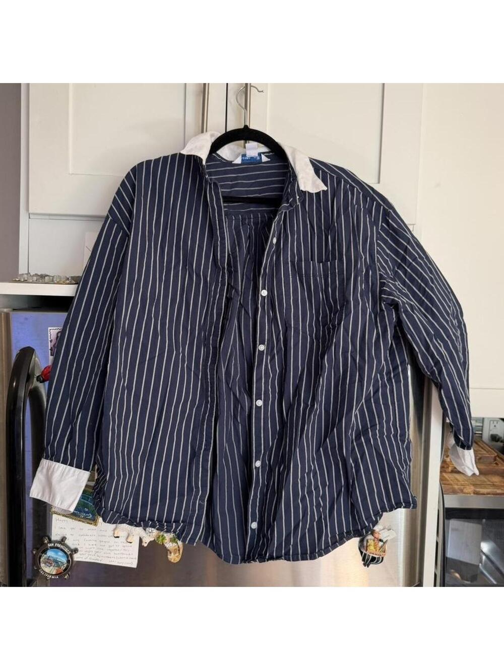Old Navy Women's Navy and Blue Shirt